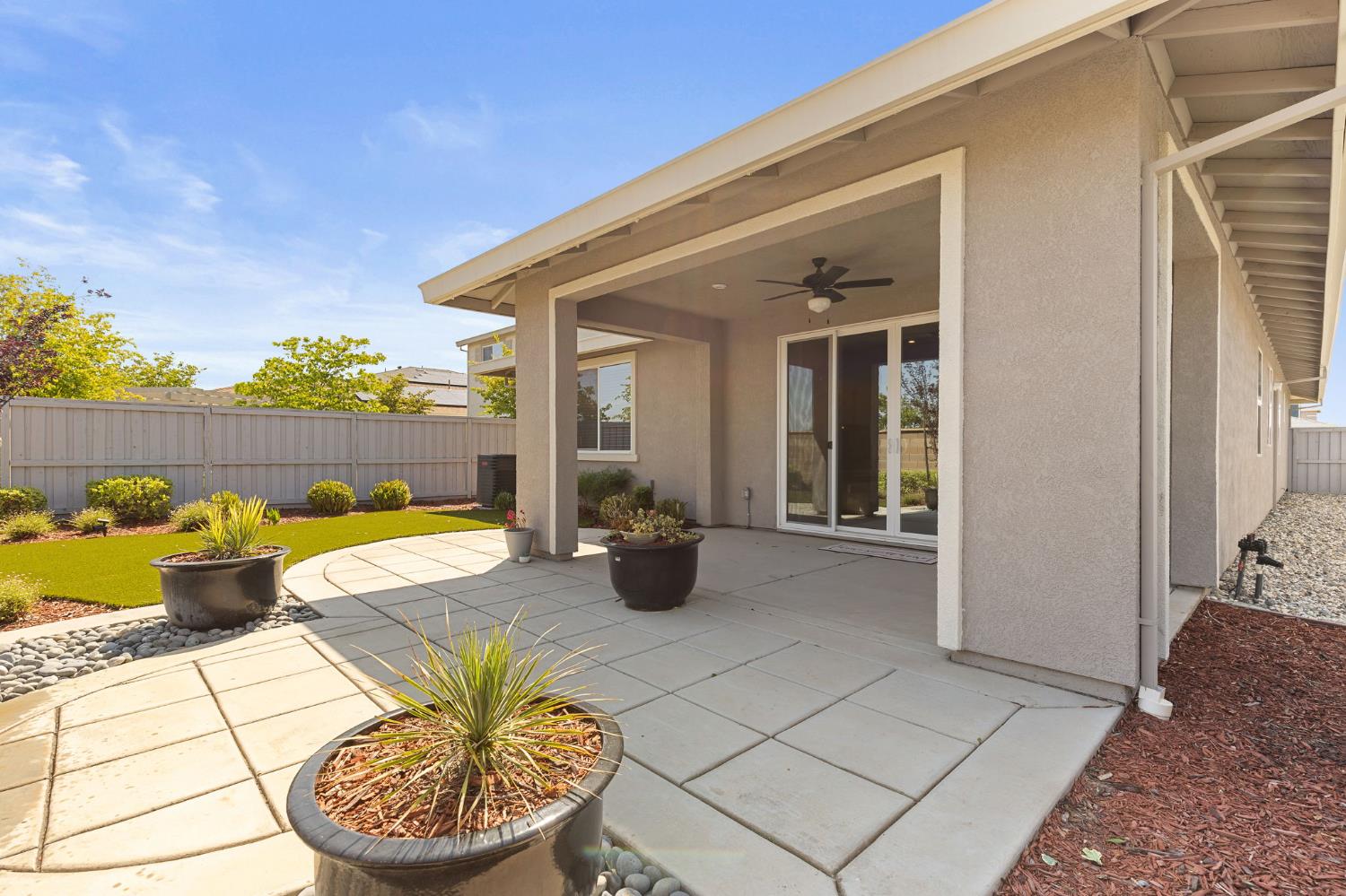 Detail Gallery Image 35 of 45 For 2616 Provincetown Way, Roseville,  CA 95747 - 4 Beds | 2 Baths