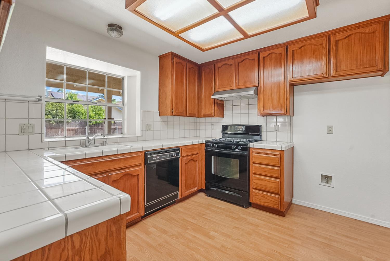 Detail Gallery Image 28 of 32 For 1011 Georgetown Ave, Turlock,  CA 95382 - 4 Beds | 2 Baths