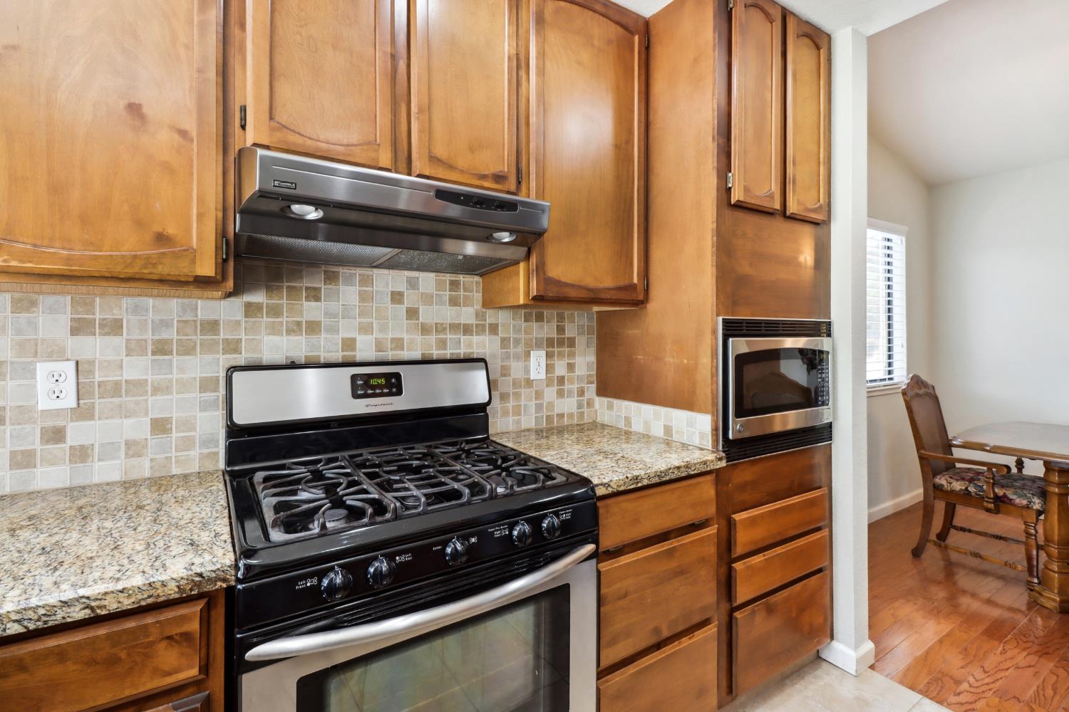 Detail Gallery Image 14 of 47 For 7846 Excelsior Ave, Orangevale,  CA 95662 - 3 Beds | 2 Baths