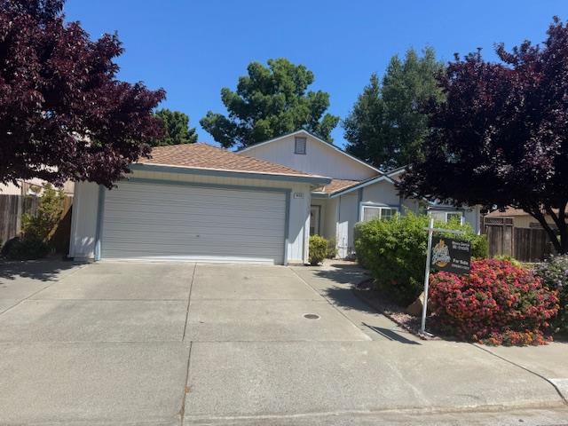 Detail Gallery Image 2 of 16 For 1455 Willow Springs Dr, Woodland,  CA 95776 - 3 Beds | 2 Baths