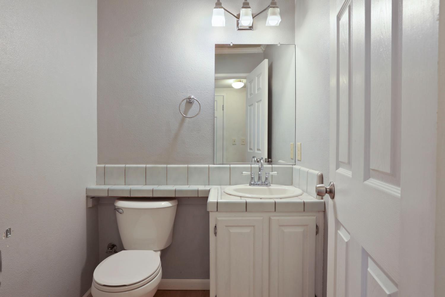 Detail Gallery Image 17 of 37 For 861 E Hawkeye Ave, Turlock,  CA 95380 - 3 Beds | 2/1 Baths