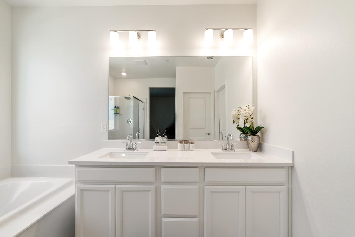 Detail Gallery Image 21 of 44 For 3074 Seaspray Walk, Sacramento,  CA 95833 - 3 Beds | 2/1 Baths