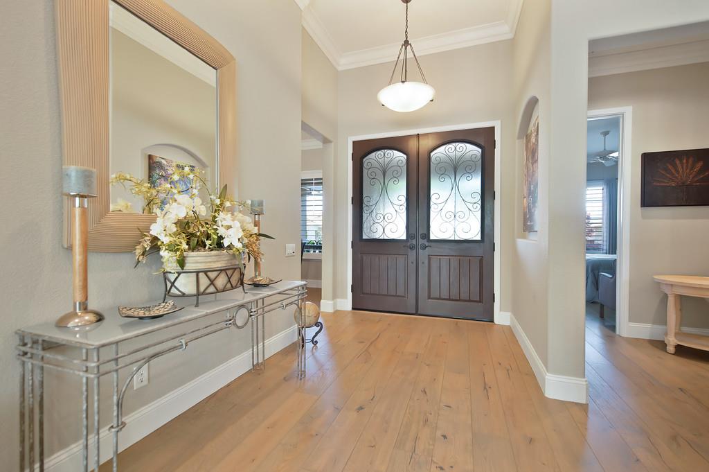 Tahoe Vista Drive, Rocklin, California image 8