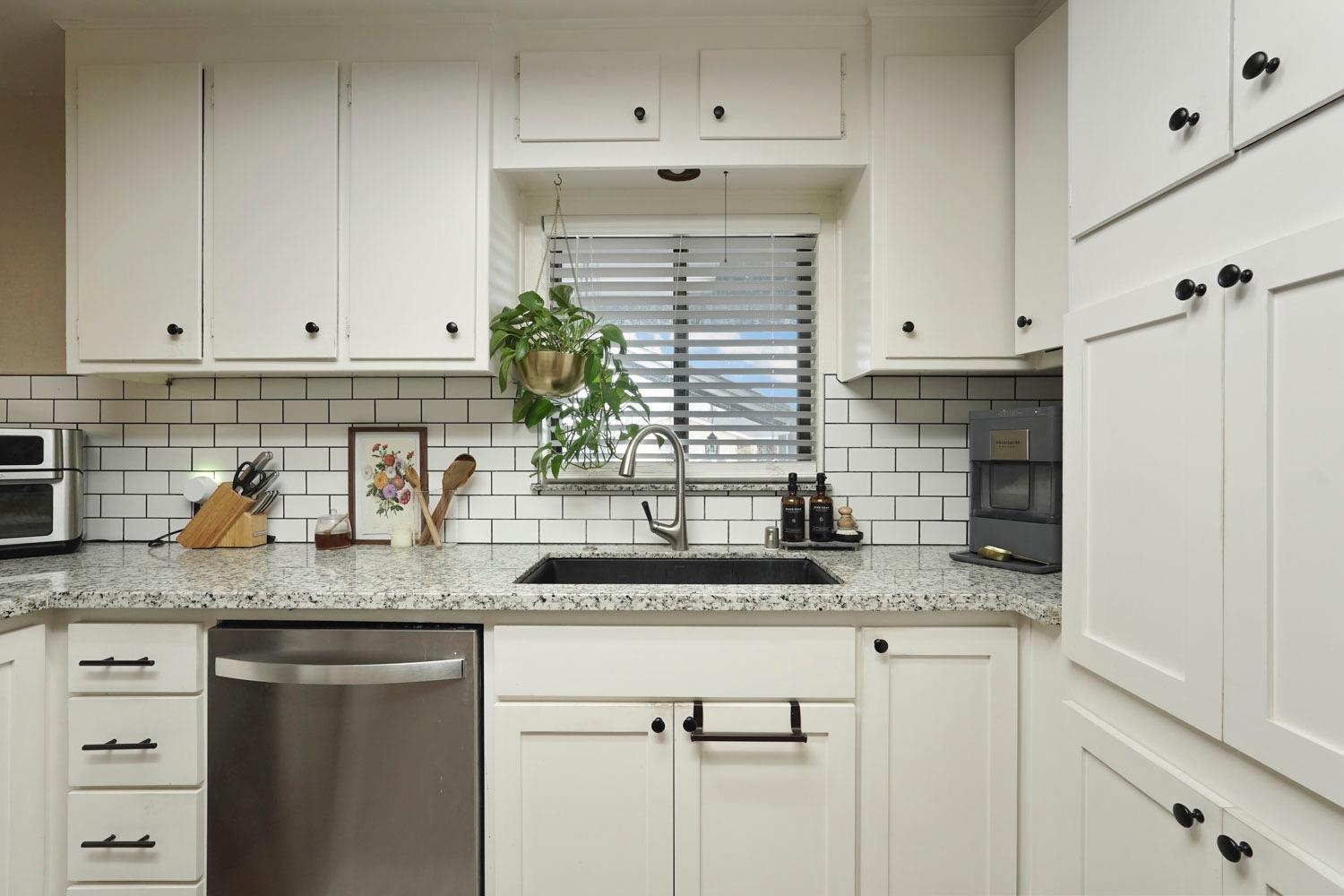 Detail Gallery Image 15 of 42 For 1118 Hawthorne Ave, Modesto,  CA 95350 - 3 Beds | 2 Baths