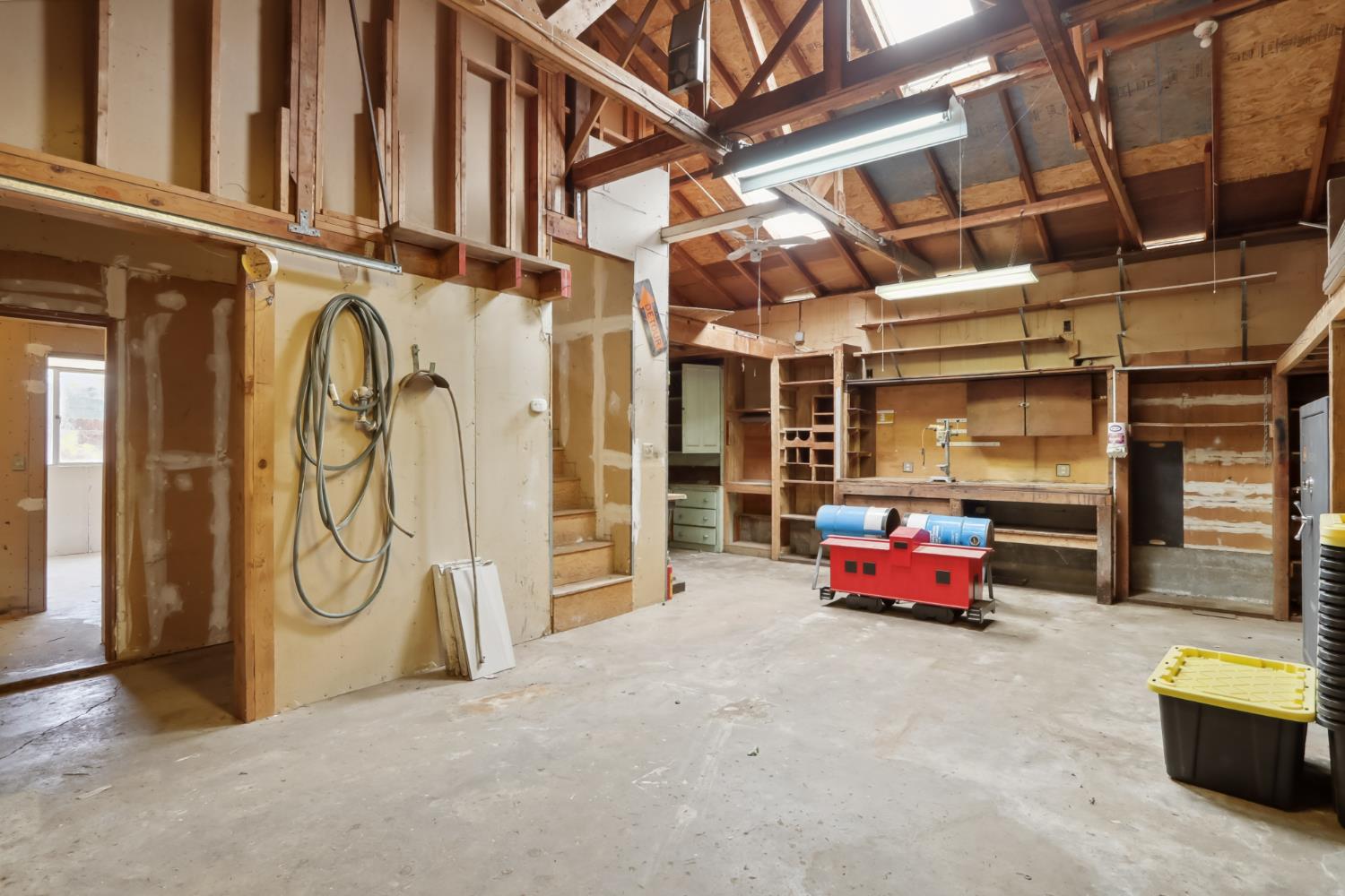Detail Gallery Image 34 of 59 For 5250 71st St, Sacramento,  CA 95820 - 3 Beds | 1 Baths