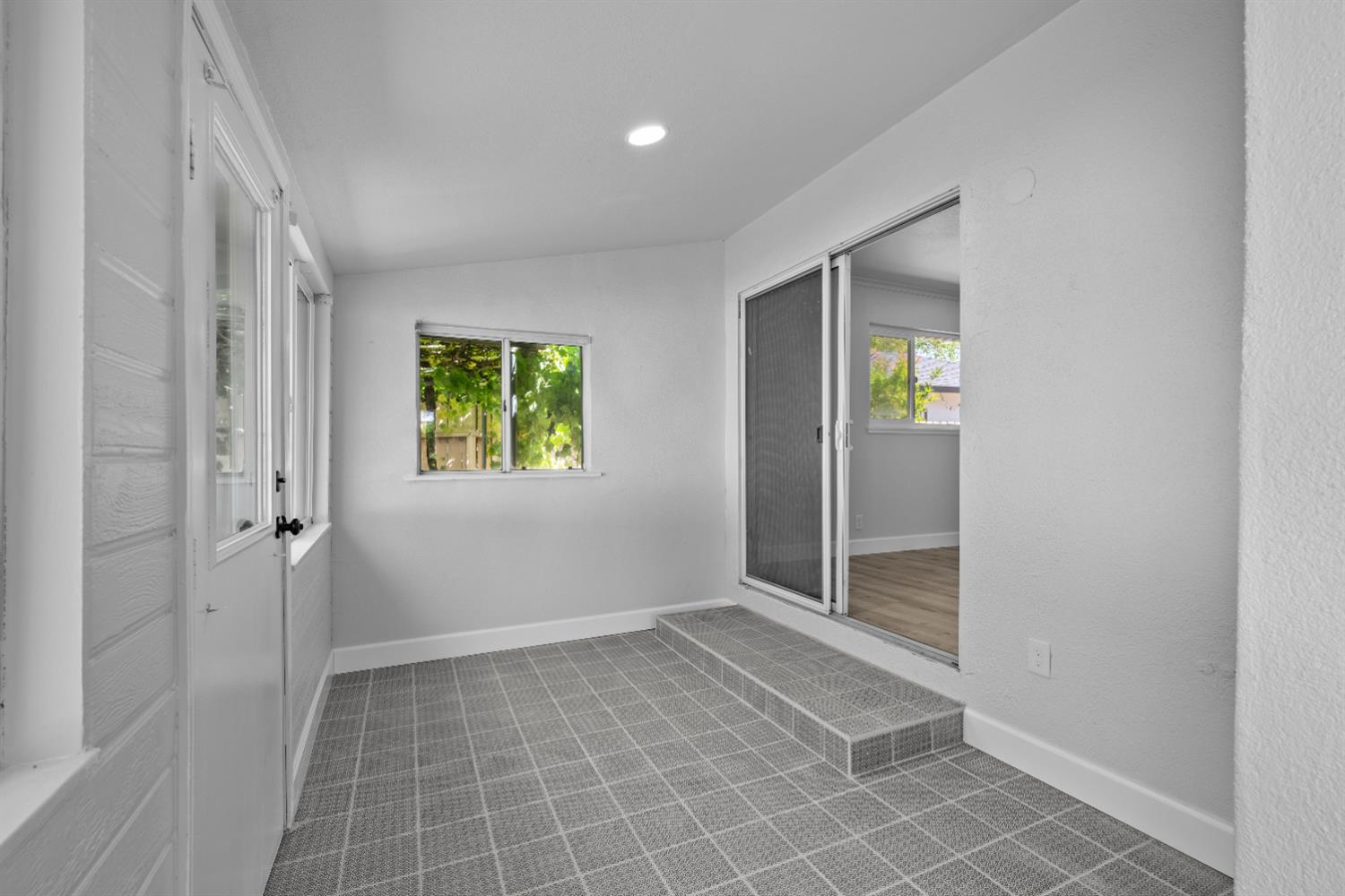 Benny Way, Rancho Cordova, California image 18
