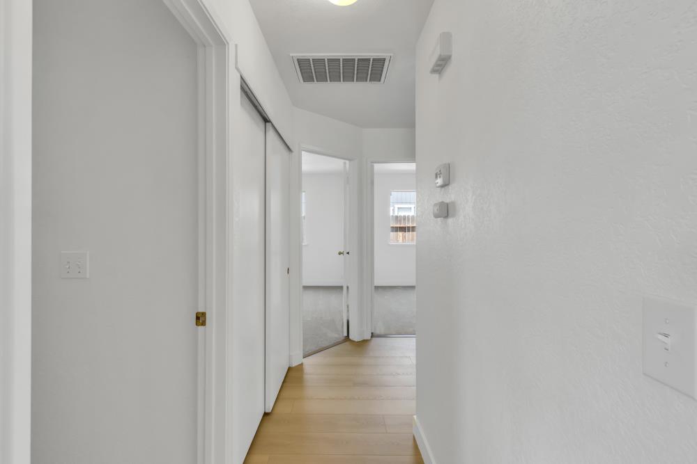 Detail Gallery Image 38 of 75 For 5984 Sawyer Cir, Sacramento,  CA 95823 - 3 Beds | 2 Baths
