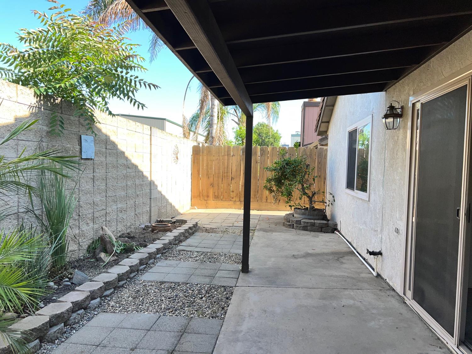 Detail Gallery Image 20 of 32 For 1144 Courtney Way, Modesto,  CA 95358 - 2 Beds | 2 Baths