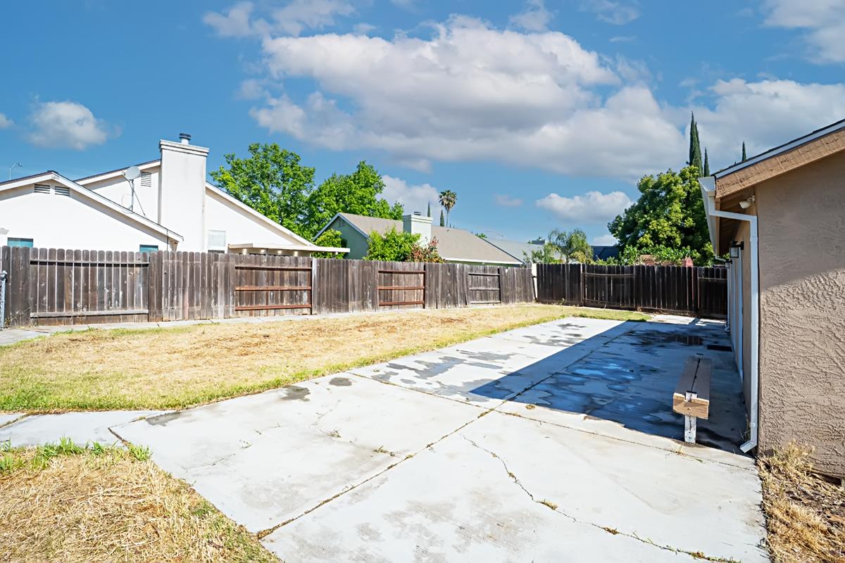 Detail Gallery Image 18 of 20 For 2445 Little Aston Way, Stockton,  CA 95206 - 2 Beds | 2 Baths