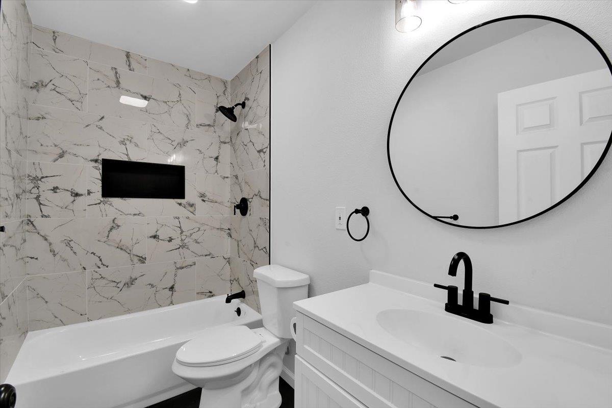 Detail Gallery Image 18 of 41 For 2575 a St, Oroville,  CA 95966 - 3 Beds | 1/2 Baths