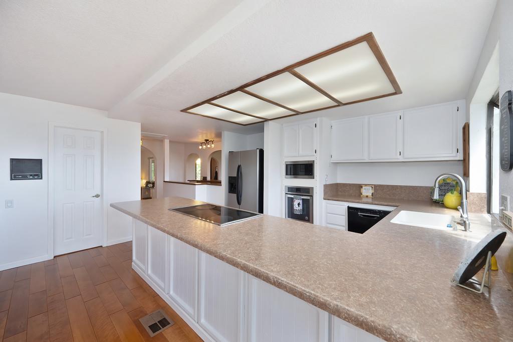 Detail Gallery Image 40 of 93 For 3561 Ahwahnee Way, Cool,  CA 95614 - 4 Beds | 3 Baths