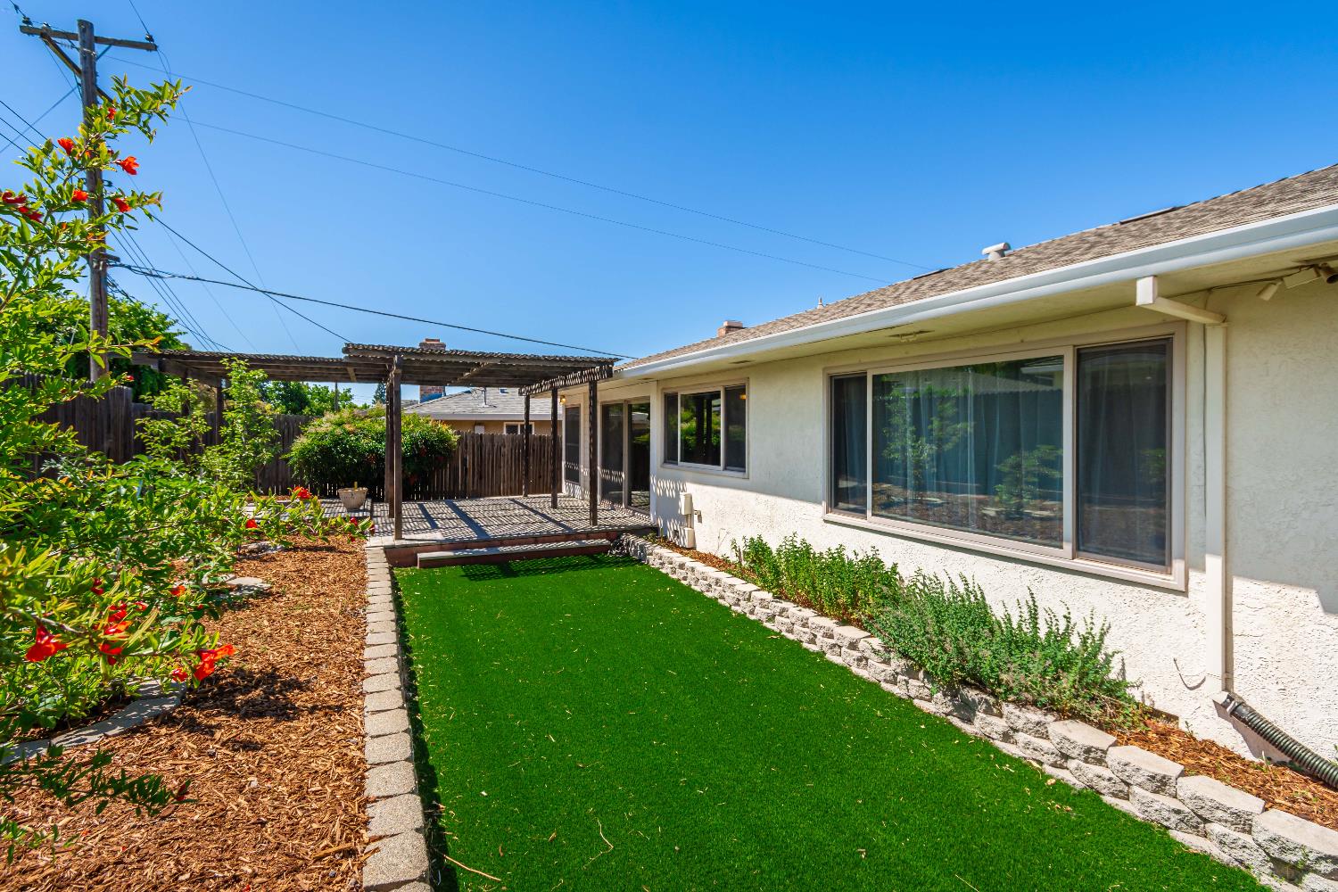Detail Gallery Image 46 of 65 For 5612 Jolly Ct, Fair Oaks,  CA 95628 - 3 Beds | 2 Baths