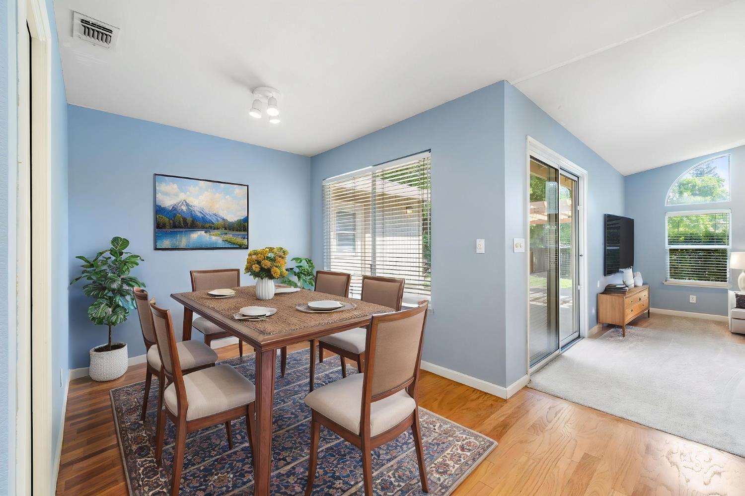 Detail Gallery Image 12 of 41 For 9286 Ultra Ct, Orangevale,  CA 95662 - 3 Beds | 2 Baths