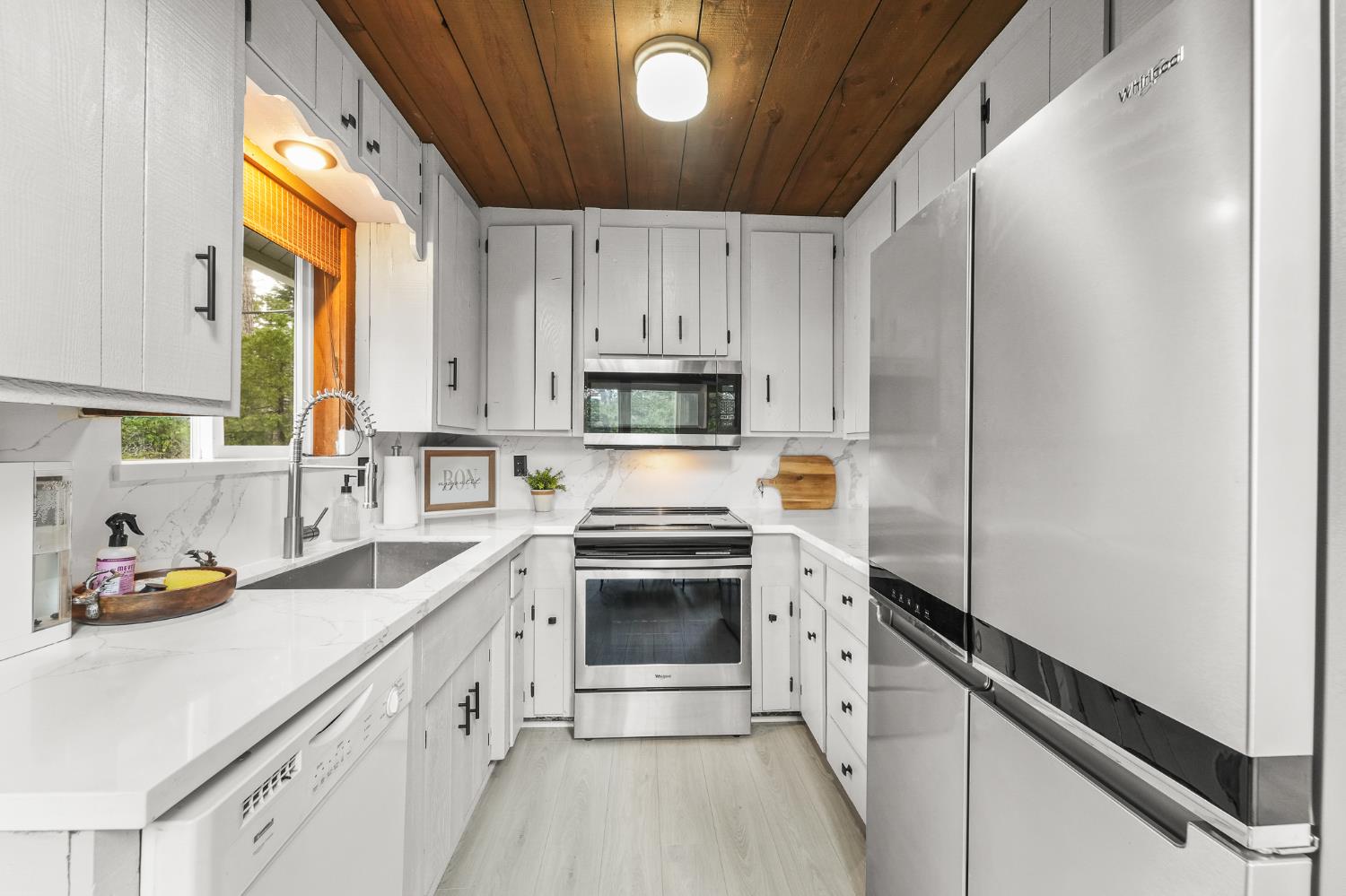 Detail Gallery Image 16 of 62 For 29696 Lassen Dr, Long Barn,  CA 95335 - 2 Beds | 2 Baths