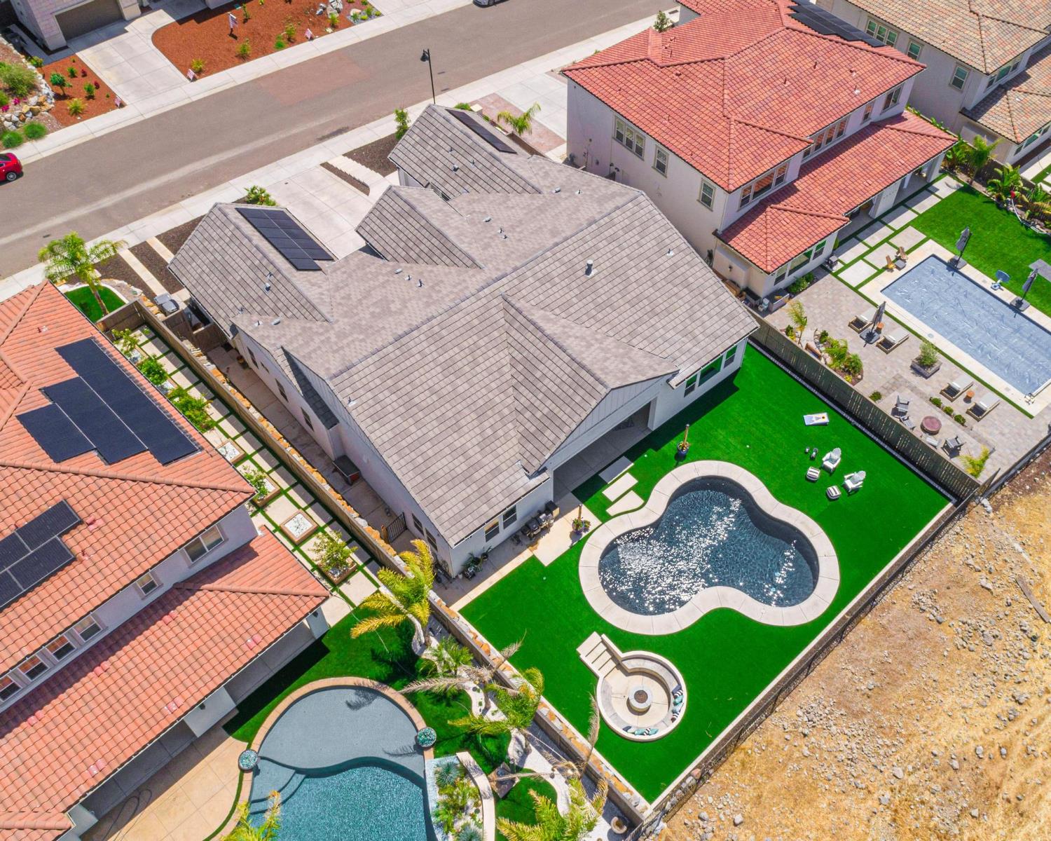 Detail Gallery Image 73 of 81 For 4009 Whitney Vista Ln, Rocklin,  CA 95677 - 4 Beds | 4/1 Baths