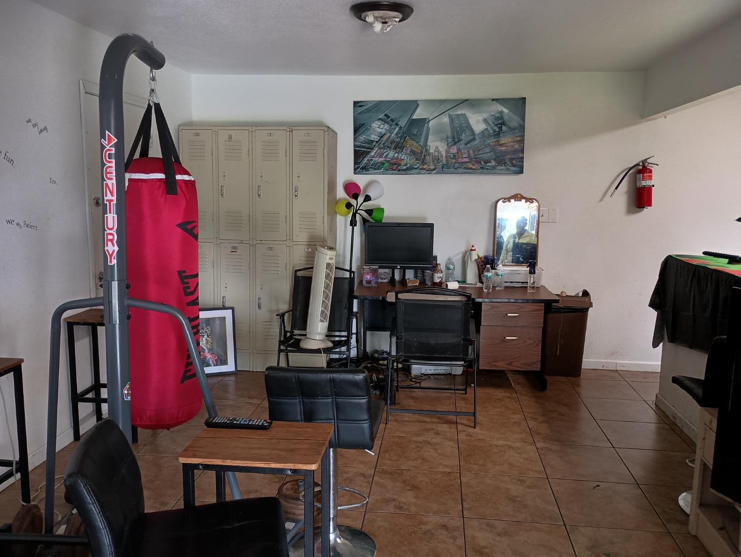 Detail Gallery Image 2 of 5 For 3845 Sunny Rd, Stockton,  CA 95215 - 4 Beds | 2/1 Baths