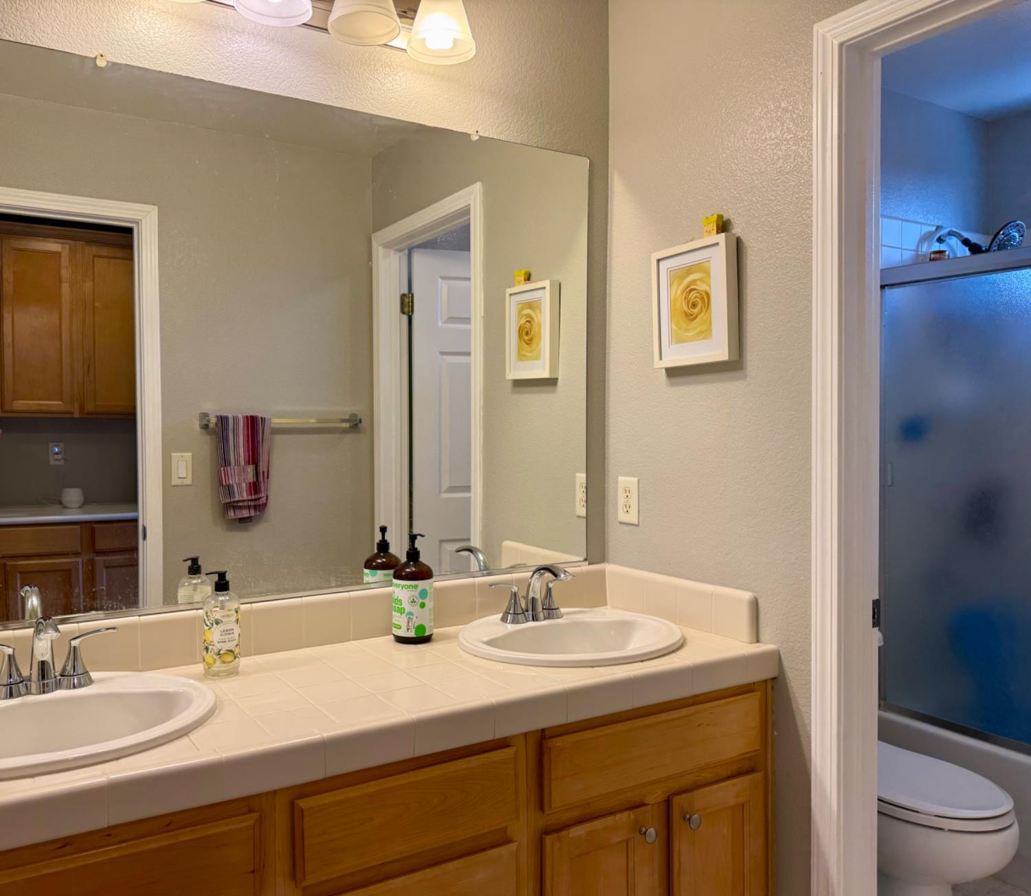 Detail Gallery Image 20 of 27 For 4632 Windsong St, Sacramento,  CA 95834 - 6 Beds | 3 Baths