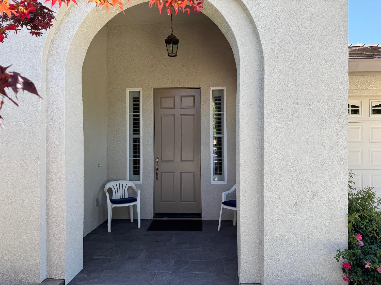 Detail Gallery Image 3 of 52 For 220 Shrike Cir, Sacramento,  CA 95834 - 4 Beds | 3 Baths
