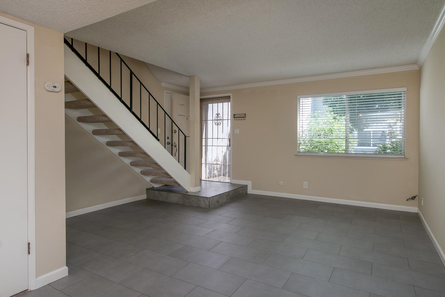 Photo #3: 225064709 Listing 