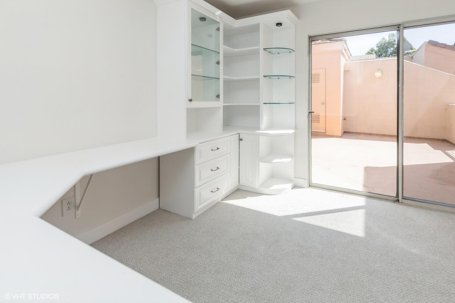 Detail Gallery Image 42 of 48 For 987 Asilomar Ter #2,  Sunnyvale,  CA 94086 - 2 Beds | 2/1 Baths