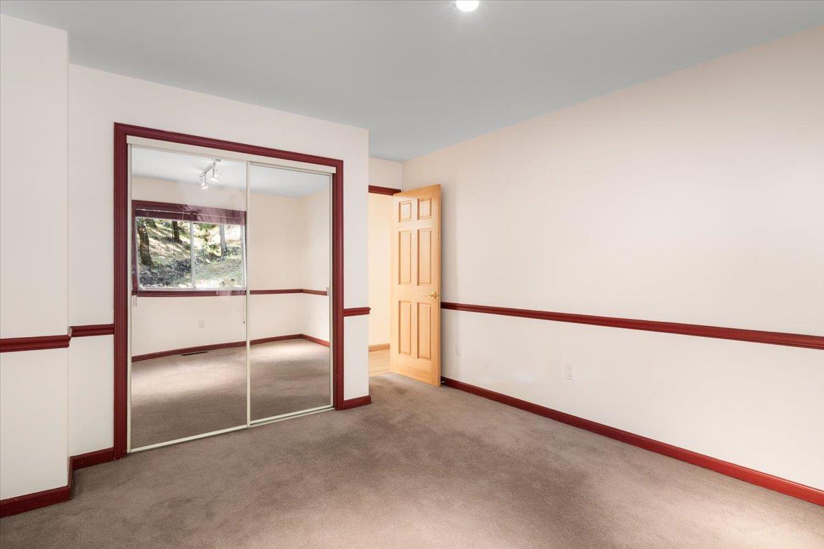 Detail Gallery Image 26 of 51 For 18610 Jayhawk Dr, Penn Valley,  CA 95946 - 4 Beds | 3 Baths