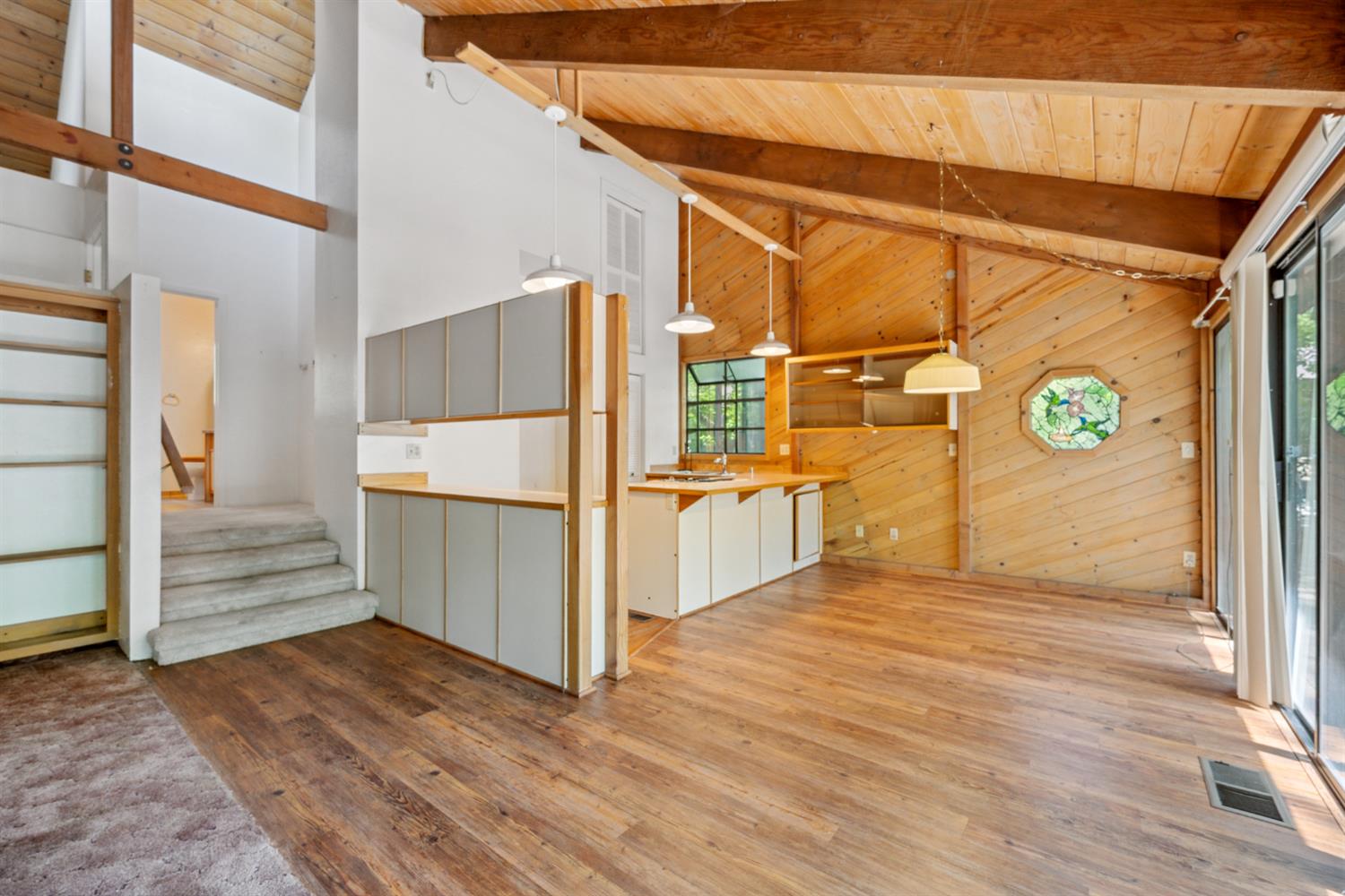 Detail Gallery Image 9 of 38 For 17836 Oriole Ct, Penn Valley,  CA 95946 - 2 Beds | 2 Baths