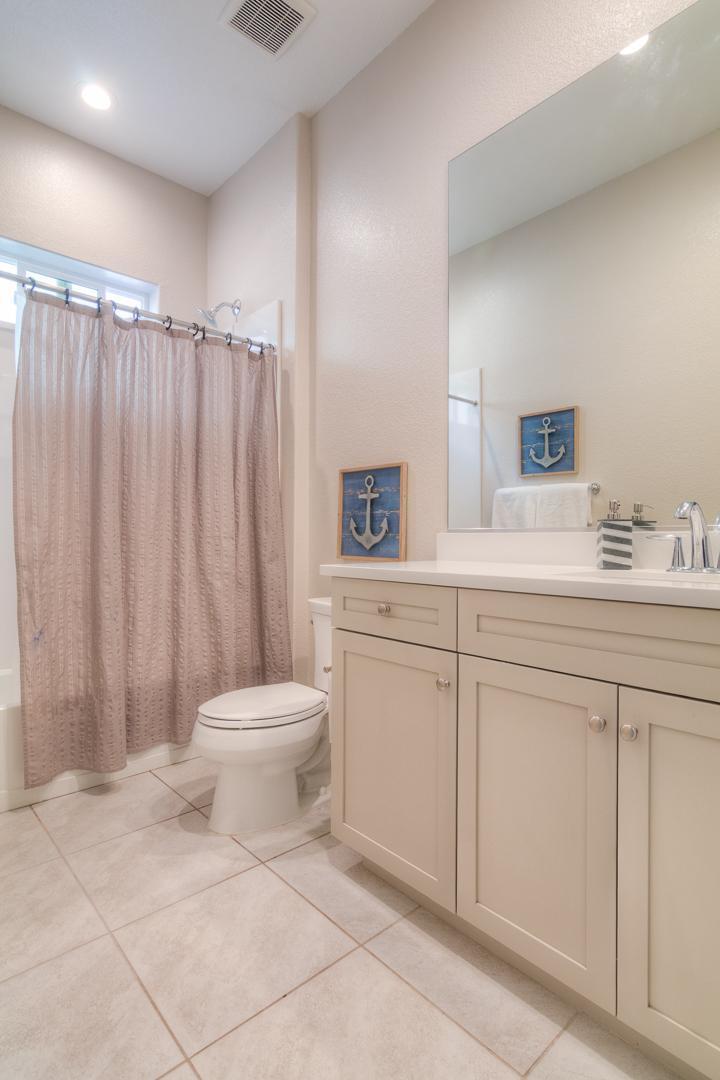 Detail Gallery Image 27 of 81 For 4009 Whitney Vista Ln, Rocklin,  CA 95677 - 4 Beds | 4/1 Baths