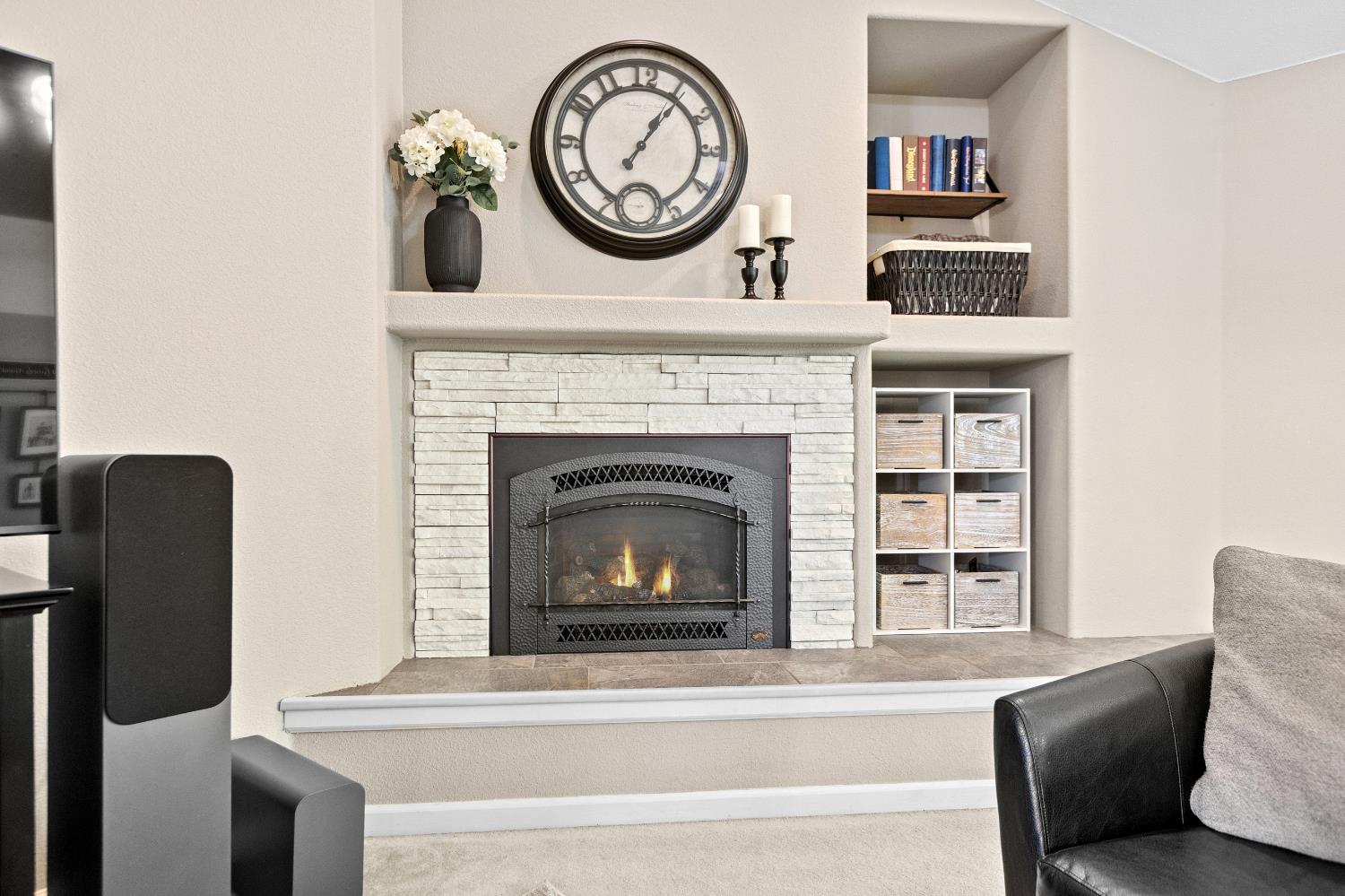 Detail Gallery Image 17 of 72 For 9180 Quail Cove Dr, Elk Grove,  CA 95624 - 5 Beds | 2/1 Baths