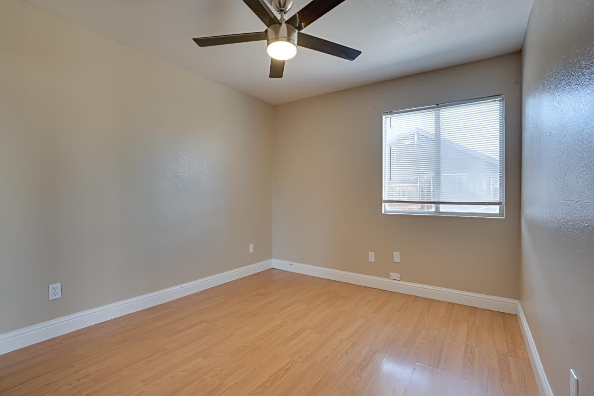 Detail Gallery Image 12 of 20 For 2445 Little Aston Way, Stockton,  CA 95206 - 2 Beds | 2 Baths