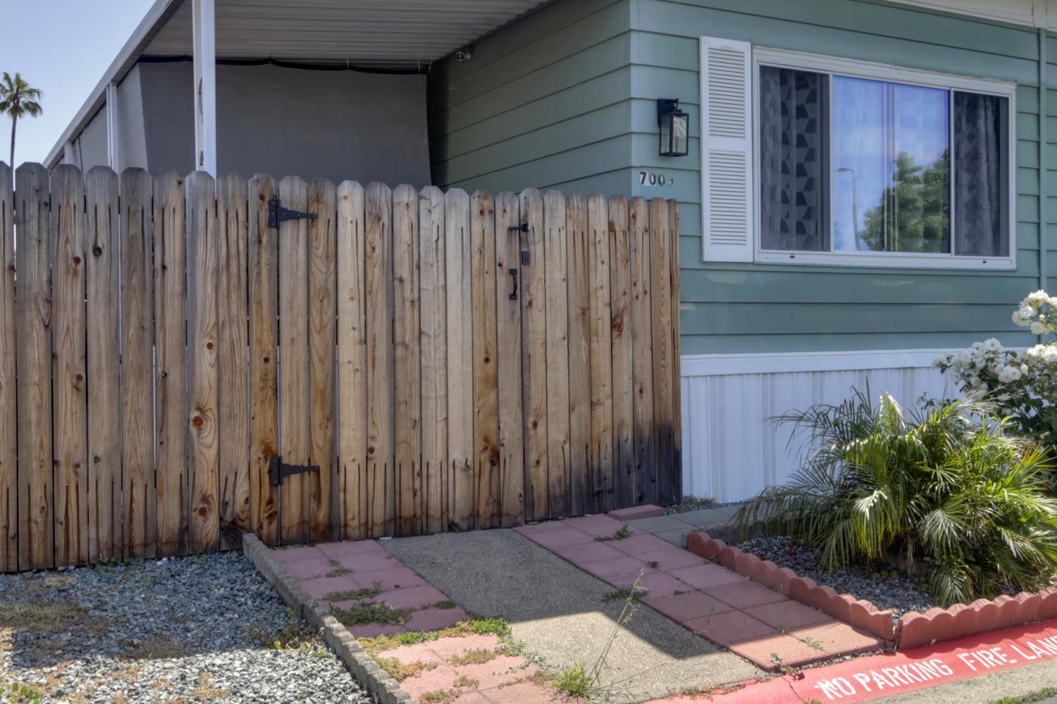 Detail Gallery Image 38 of 41 For 7005 Pleasure Ln, Sacramento,  CA 95823 - 3 Beds | 2 Baths