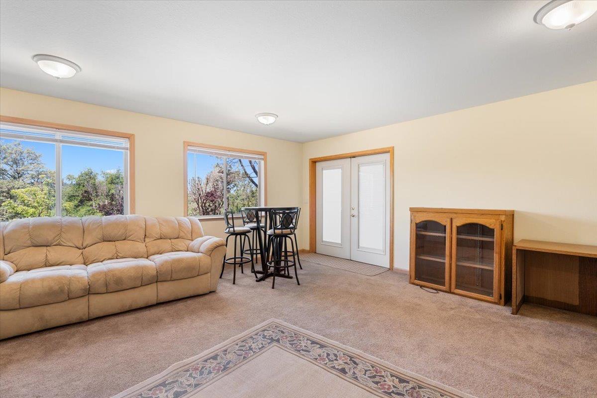 Detail Gallery Image 37 of 51 For 18610 Jayhawk Dr, Penn Valley,  CA 95946 - 4 Beds | 3 Baths