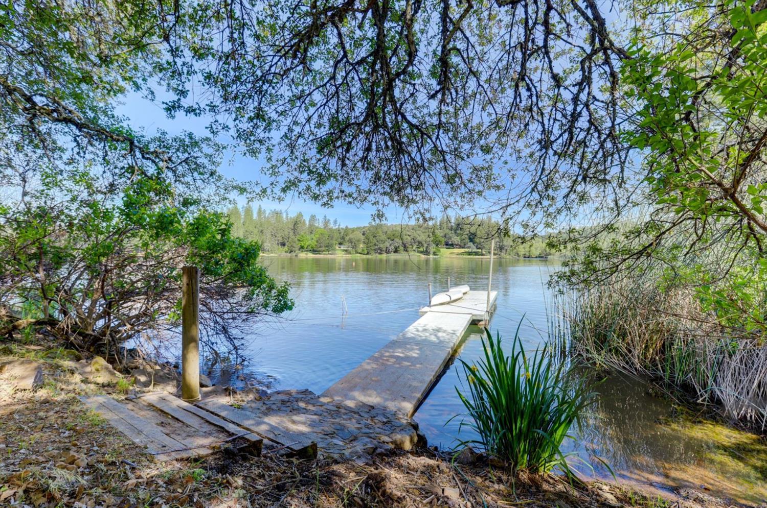 Detail Gallery Image 70 of 88 For 2500 N Lakewood Dr, Meadow Vista,  CA 95722 - 3 Beds | 2/1 Baths