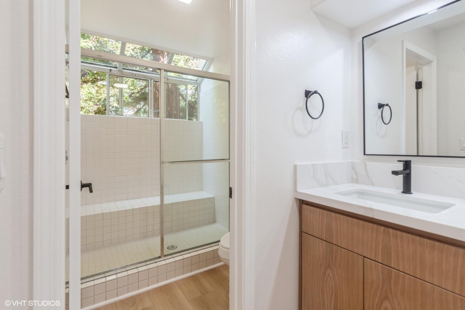 Detail Gallery Image 34 of 48 For 987 Asilomar Ter #2,  Sunnyvale,  CA 94086 - 2 Beds | 2/1 Baths