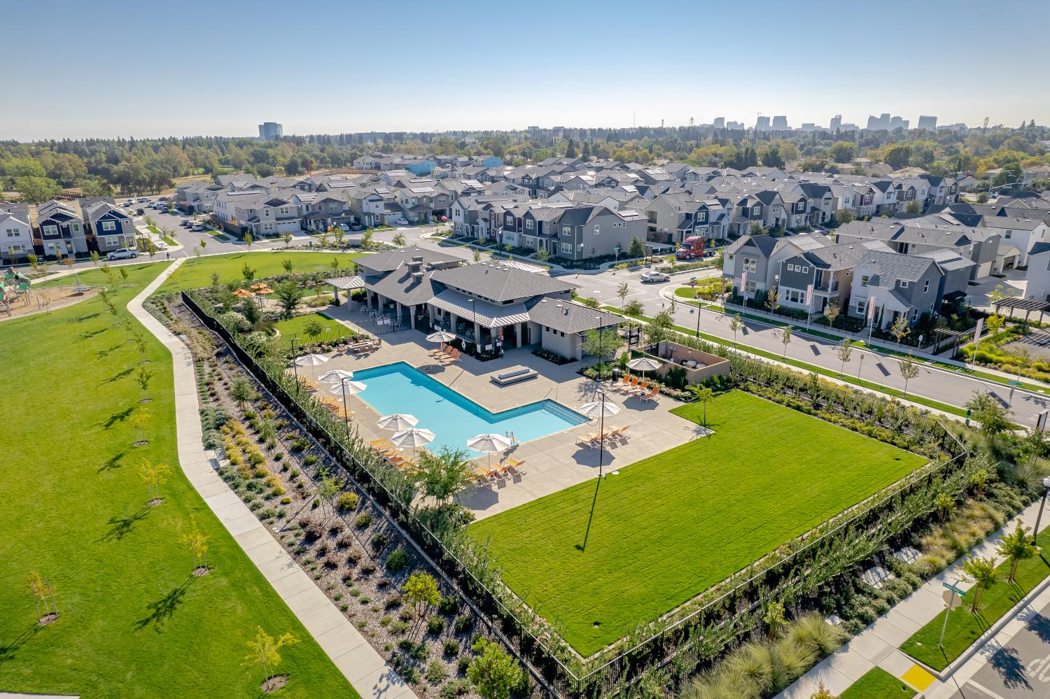 Detail Gallery Image 37 of 44 For 3074 Seaspray Walk, Sacramento,  CA 95833 - 3 Beds | 2/1 Baths