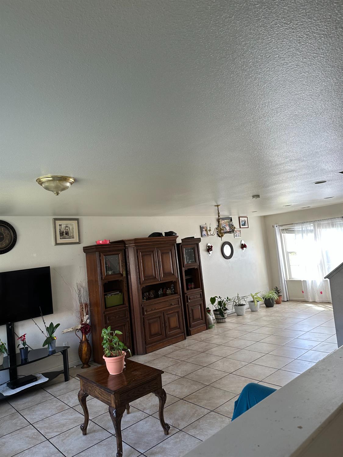 Detail Gallery Image 25 of 45 For 336 Pyramid Ave, Merced,  CA 95341 - 4 Beds | 2/1 Baths