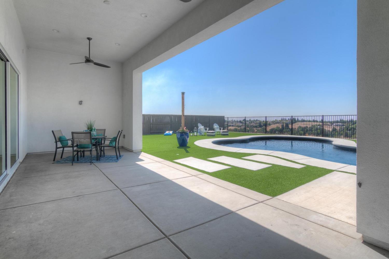 Detail Gallery Image 51 of 81 For 4009 Whitney Vista Ln, Rocklin,  CA 95677 - 4 Beds | 4/1 Baths