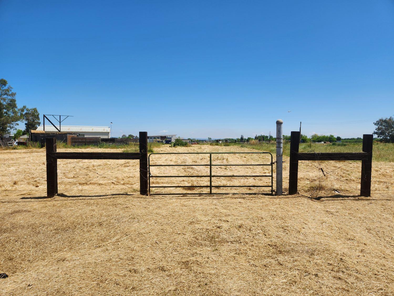 Detail Gallery Image 30 of 37 For 1596 Broadway St, Olivehurst,  CA 95961 - – Beds | – Baths