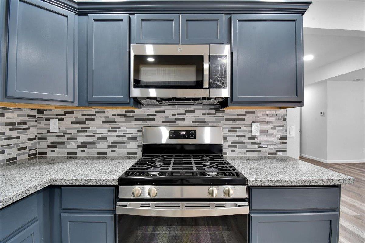 Detail Gallery Image 14 of 41 For 2575 a St, Oroville,  CA 95966 - 3 Beds | 1/2 Baths