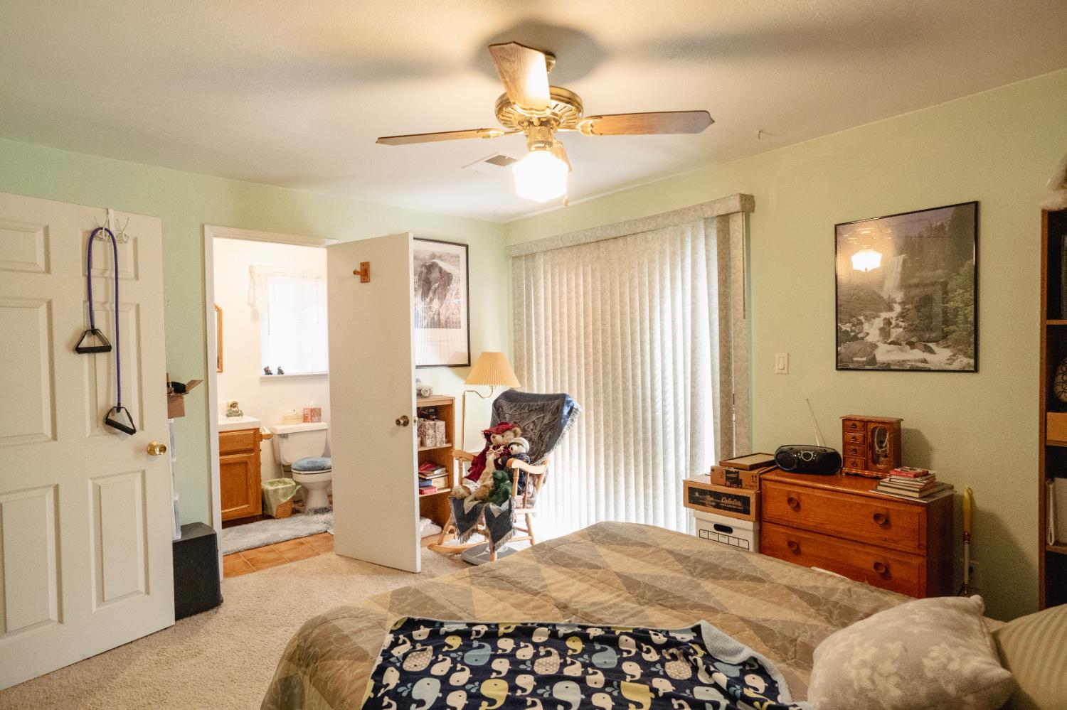 Detail Gallery Image 49 of 66 For 1070 E 23rd St, Merced,  CA 95340 - 3 Beds | 2 Baths