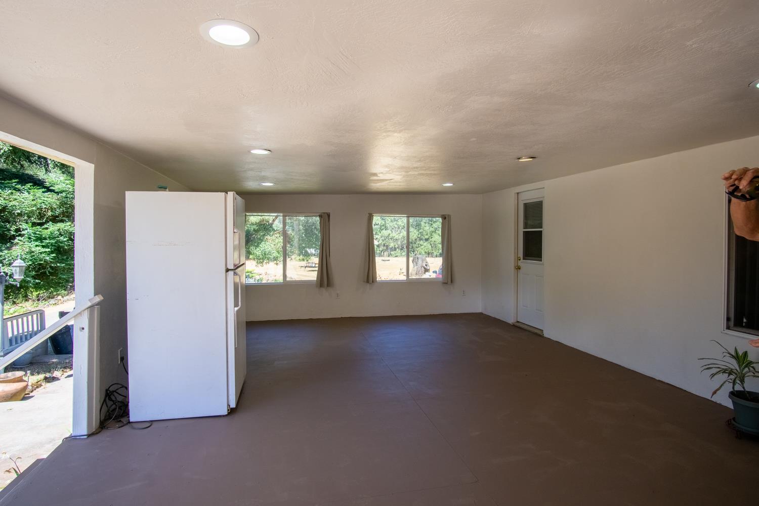 Detail Gallery Image 8 of 44 For 22133 Trotter, Grass Valley,  CA 95949 - 2 Beds | 2 Baths