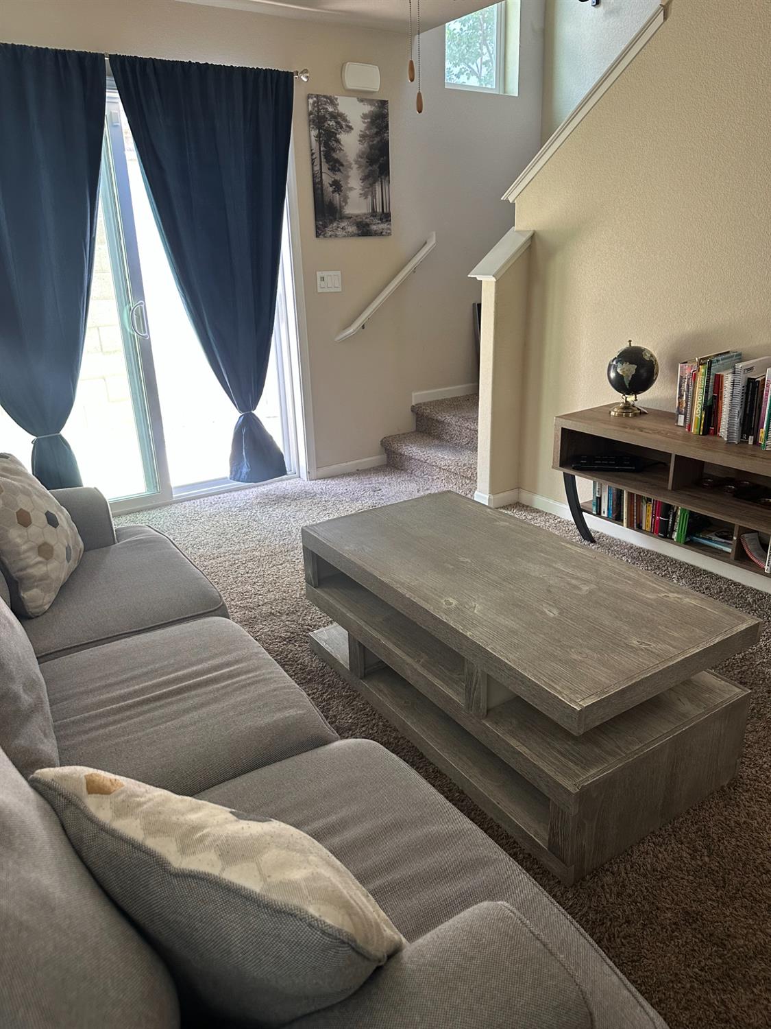 Detail Gallery Image 6 of 15 For 710 Ashwick Loop, Sacramento,  CA 95823 - 3 Beds | 1/1 Baths