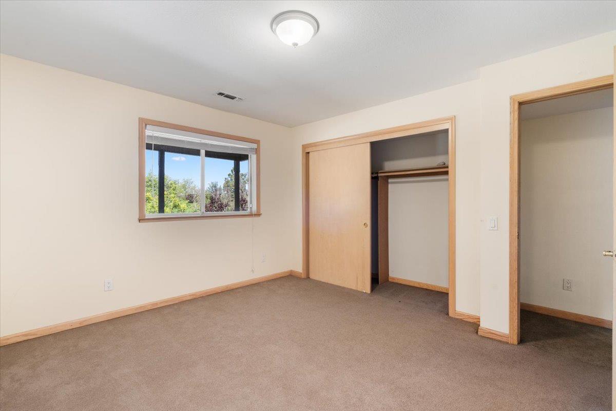 Detail Gallery Image 44 of 51 For 18610 Jayhawk Dr, Penn Valley,  CA 95946 - 4 Beds | 3 Baths
