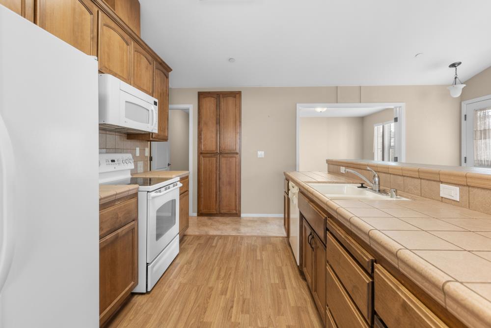 Detail Gallery Image 14 of 40 For 737 Young Ct, Galt,  CA 95632 - 2 Beds | 2 Baths