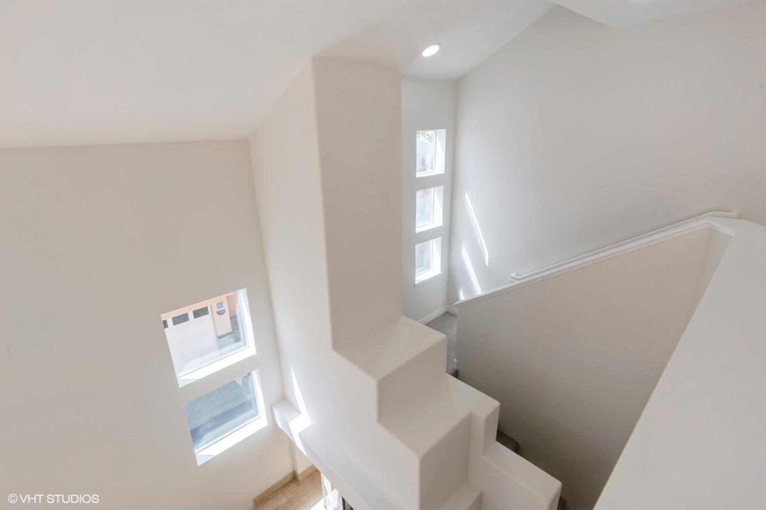 Detail Gallery Image 46 of 48 For 987 Asilomar Ter #2,  Sunnyvale,  CA 94086 - 2 Beds | 2/1 Baths