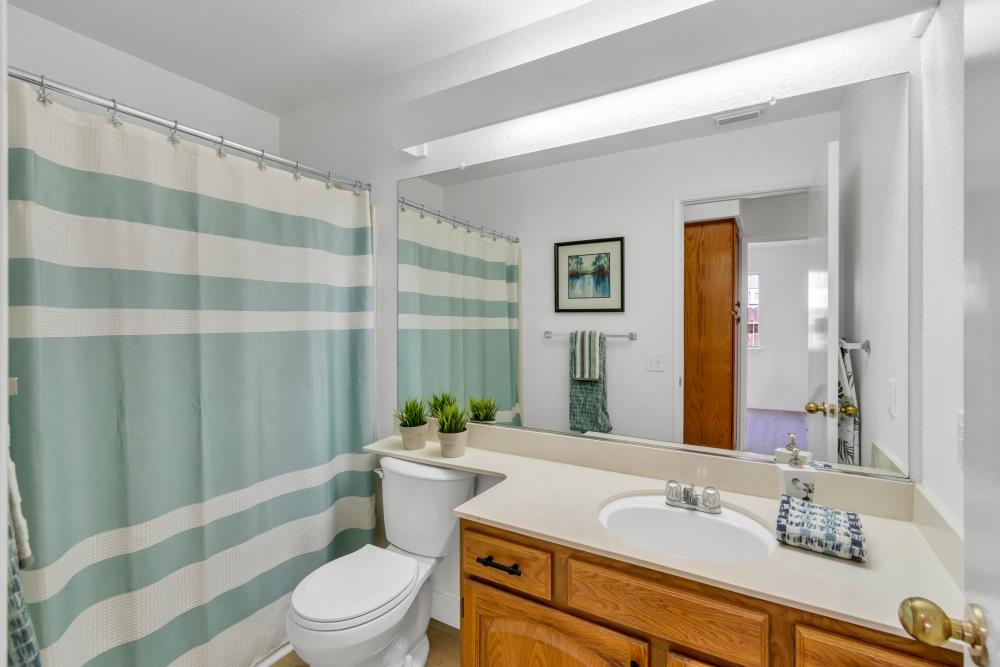 Detail Gallery Image 44 of 75 For 5984 Sawyer Cir, Sacramento,  CA 95823 - 3 Beds | 2 Baths