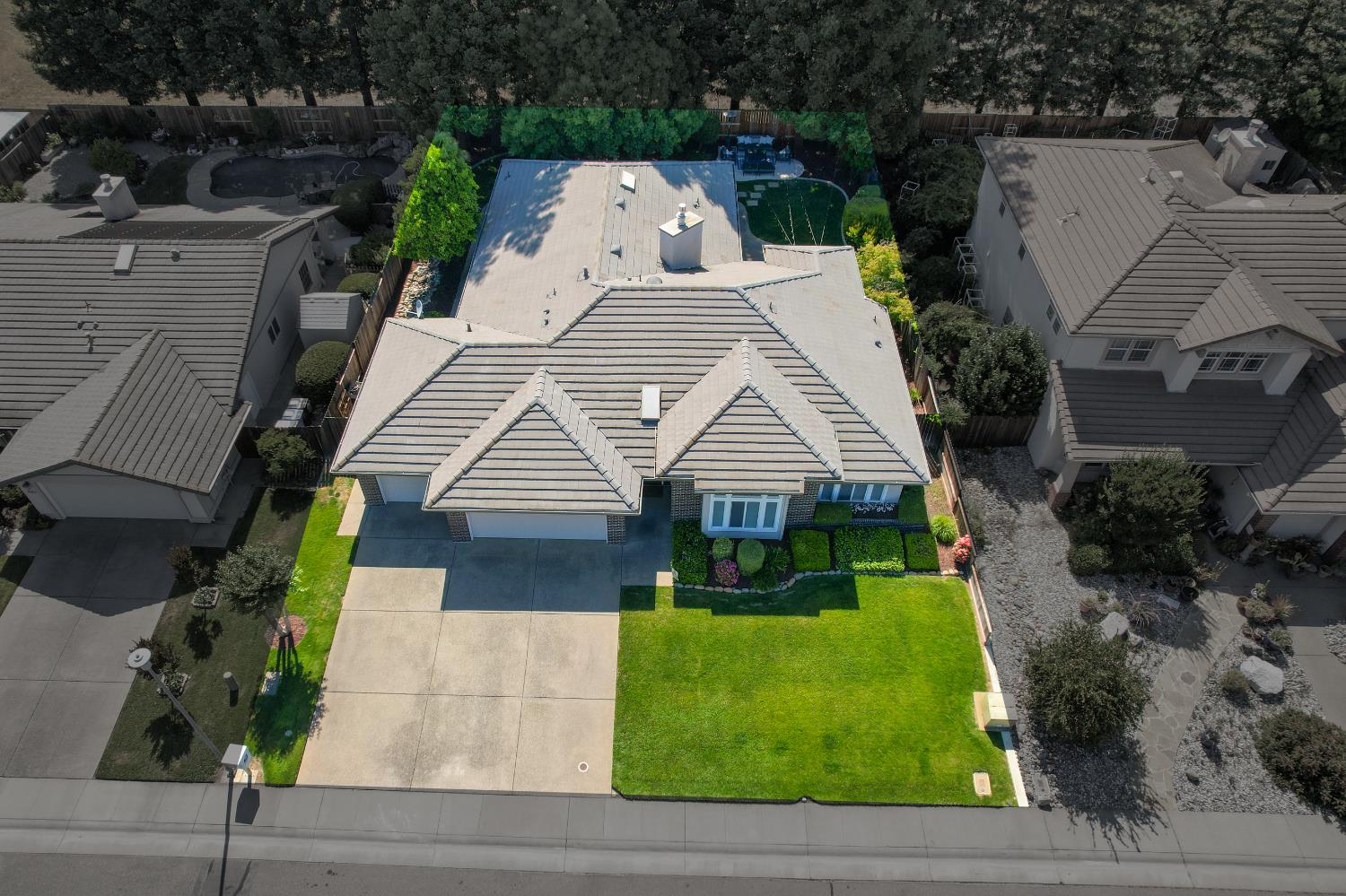 Detail Gallery Image 70 of 72 For 9180 Quail Cove Dr, Elk Grove,  CA 95624 - 5 Beds | 2/1 Baths
