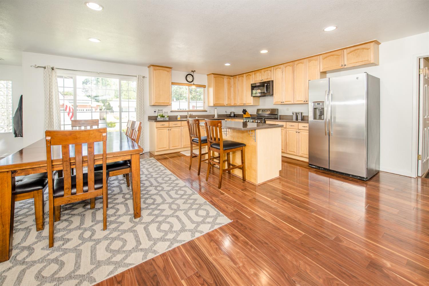 Poplar Lane, Woodland, California image 9