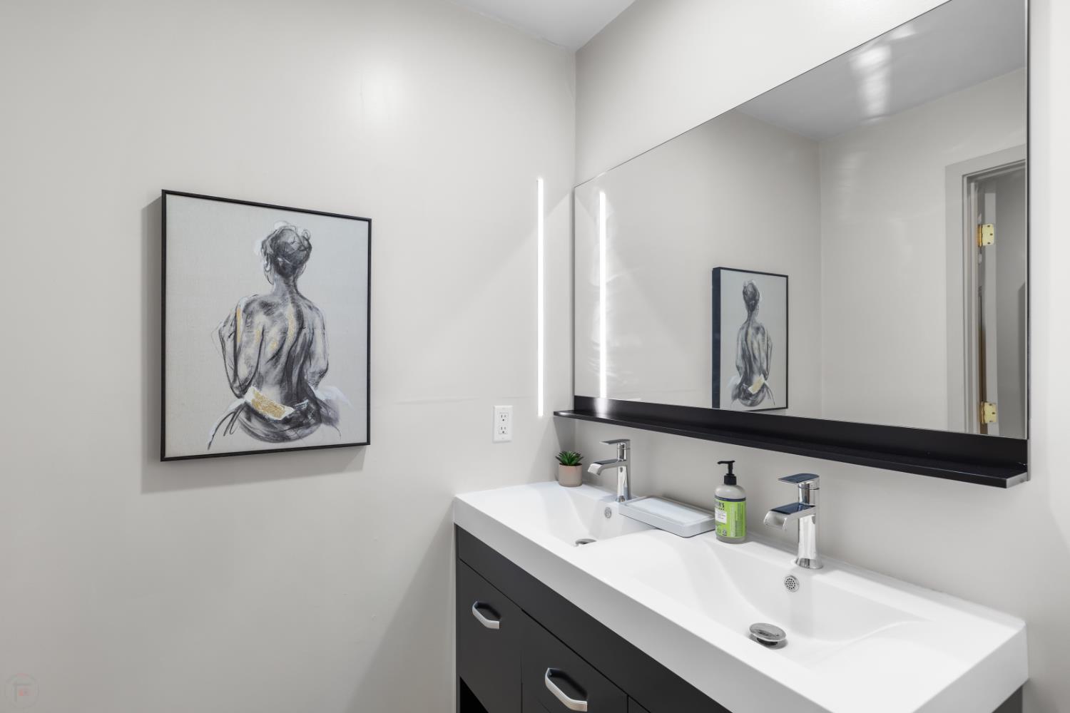 Detail Gallery Image 61 of 97 For 3221 Country Club Blvd, Stockton,  CA 95204 - 4 Beds | 3/1 Baths