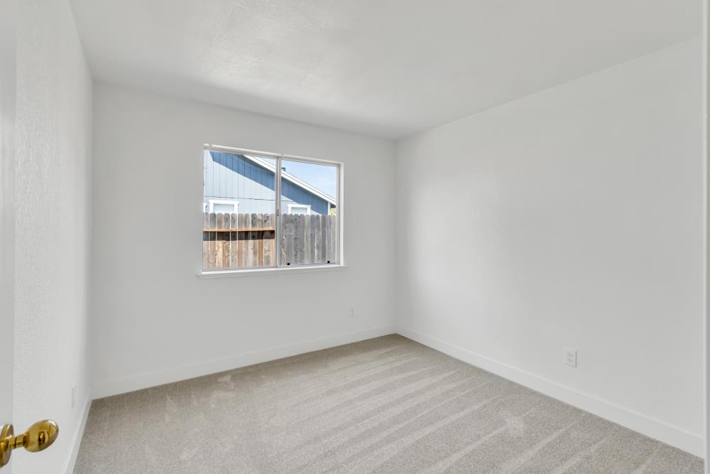 Detail Gallery Image 42 of 75 For 5984 Sawyer Cir, Sacramento,  CA 95823 - 3 Beds | 2 Baths