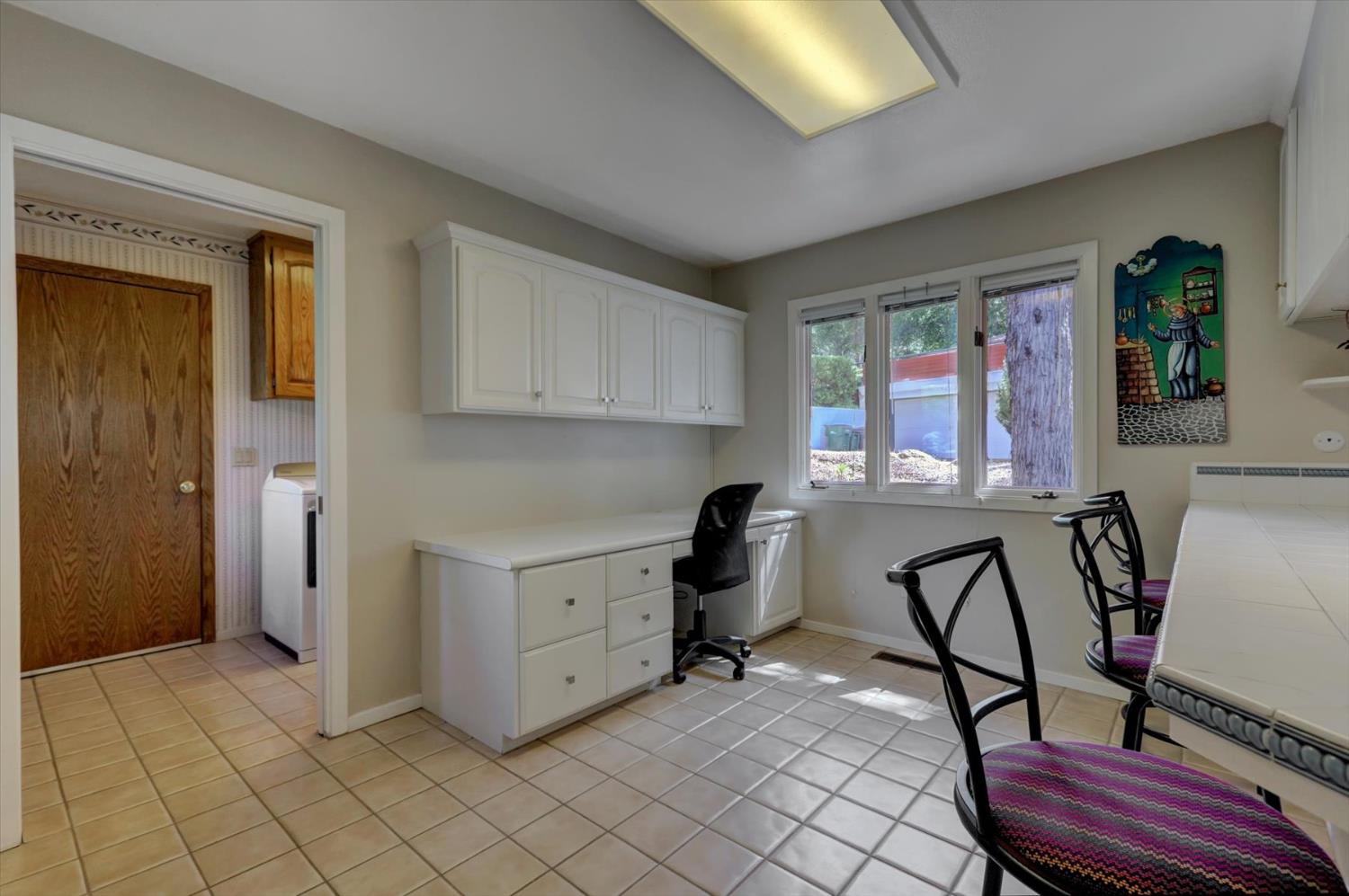 Detail Gallery Image 16 of 60 For 17789 Jayhawk Dr, Penn Valley,  CA 95946 - 3 Beds | 3 Baths